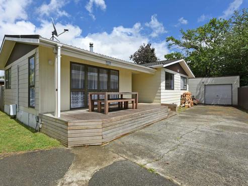 25 Oregon Drive, Maoribank