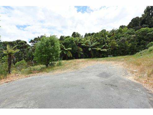 198B Eastern Hutt Road, Taita