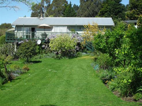 32 Valley Road, Greta Valley