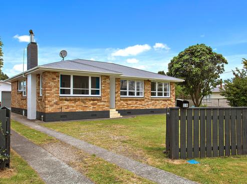 13 Mahanga Road, Fairy Springs