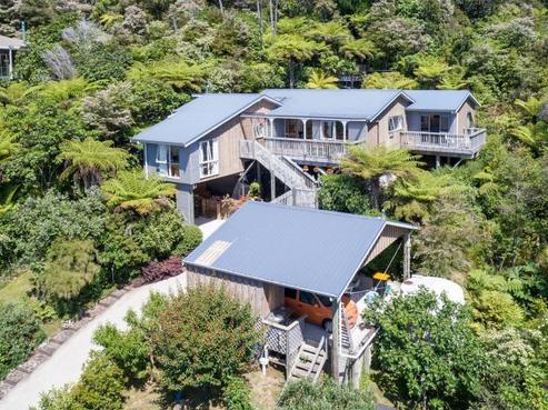 4 Rewa Rewa Valley, Tairua
