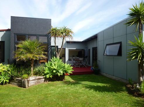 19 Waimea Road, Waikanae Beach