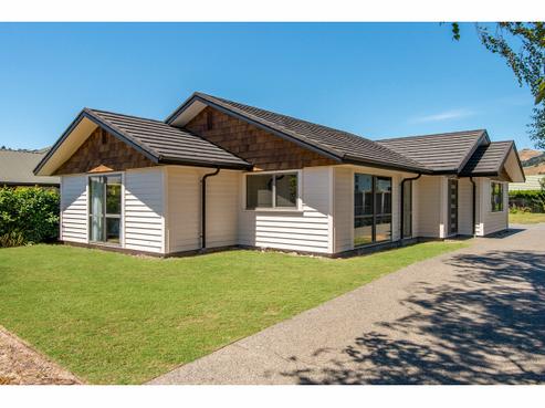 64 Malcolm Avenue, Beckenham