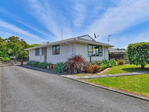 22 Seaway Road, Clarks Beach