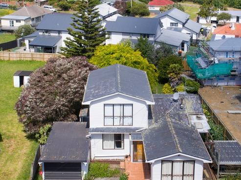 18 Lyndhurst Street, Waiotaiki Bay