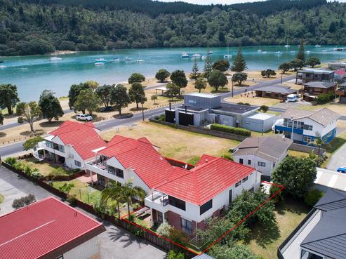 405C Beach Road, Whangamata