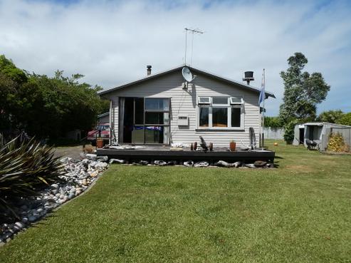 14 Ives Street, Hector