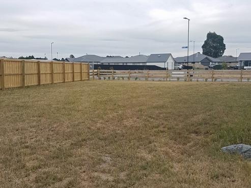 63 Sunline Avenue, Lincoln