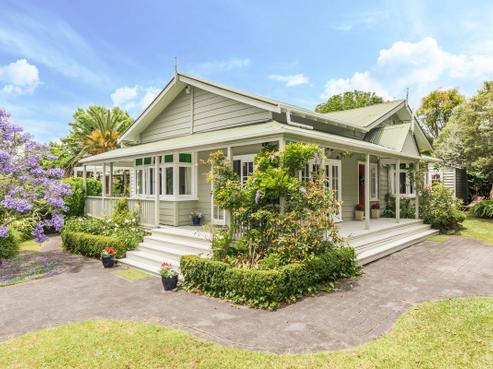8 Shaw Road, Oratia