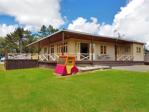1415 State Highway 1, Topuni