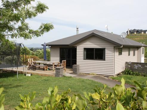 319 Quine Road, Tahuna