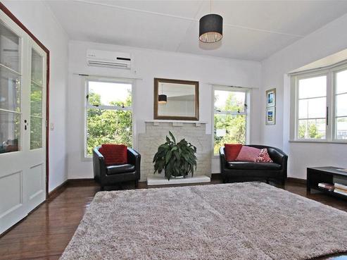 1/10 Ngaio Street, Stoke