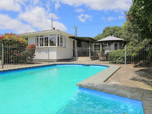 1009 Williams Street, Mahora
