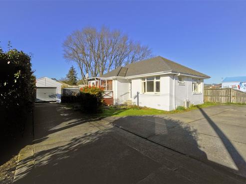 11 Curletts Road, Sockburn