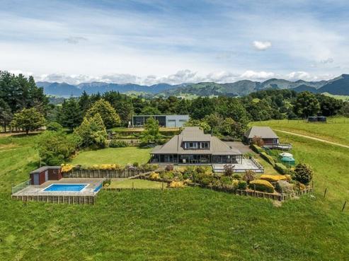 910 Smedley Road, Tikokino