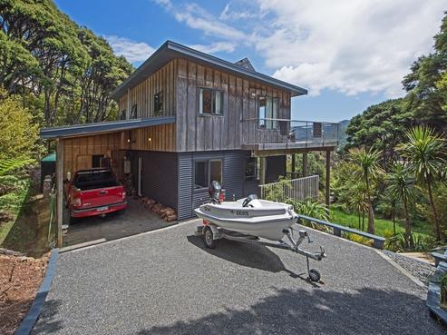 396K Shoal Bay Road, Great Barrier Island