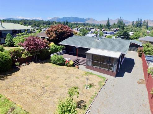 1 Chalet Crescent, Hanmer Springs