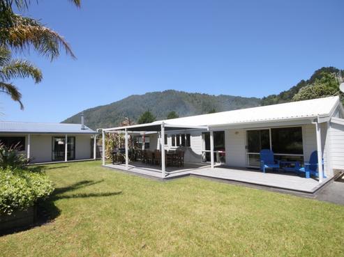 14 Conqueror Rise, Pauanui