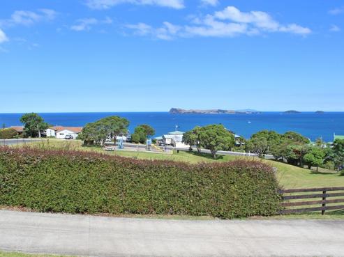 242A Paku Drive, Tairua