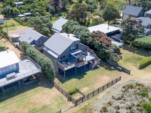 26 Skippers Road, Opito Bay