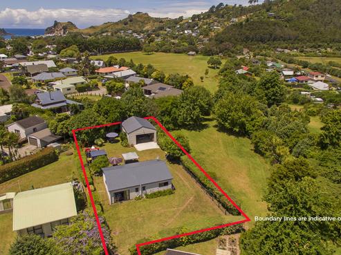 8 Margot Place, Hahei