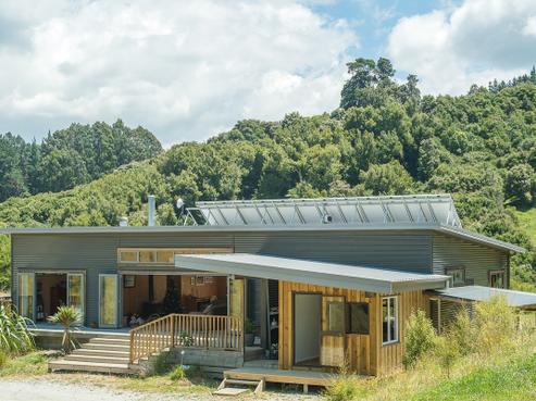 1175 Riverside Road, Pouawa