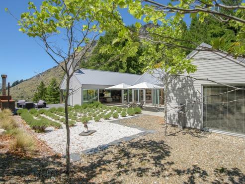 8 Larkins Way, Arthurs Point