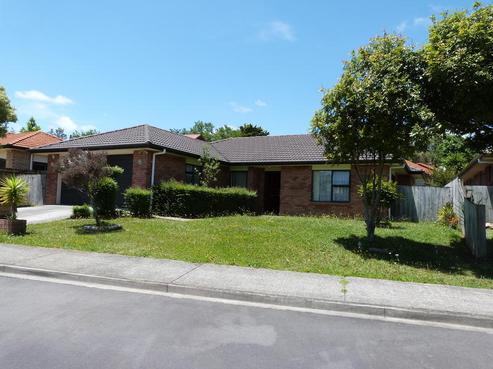 8 Burtons Drive, Swanson