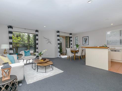 270H Sunset Road, Windsor Park