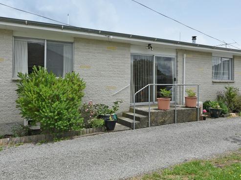2/7 Elm Street, Ebdentown