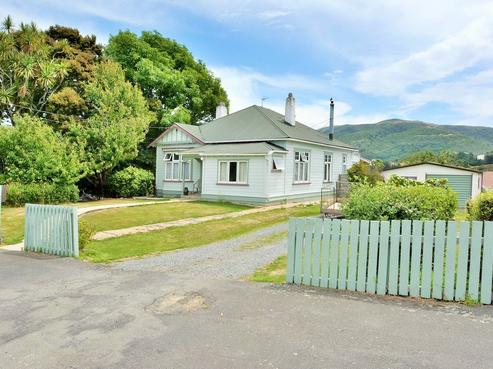 375 Pine Hill Road, Liberton