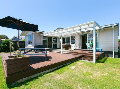 215 Parklands Avenue, Bell Block