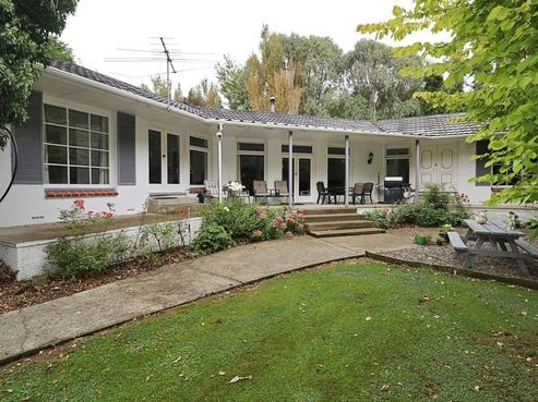 250 Mill Road South, Tisbury