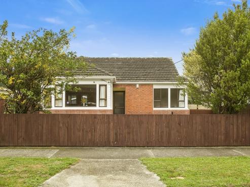 36 Reynolds Street, Taita