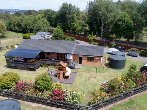 2253 State Highway 16, Helensville