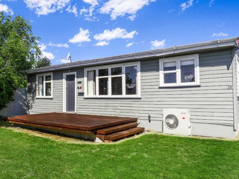 35 Fraser Crescent, Twizel
