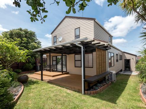 2/25 Channing Crescent, Botany Downs