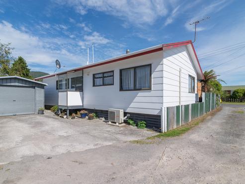 15A Ngahu Street, Fairy Springs