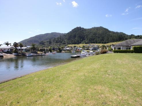 110 Motu Grande, Pauanui