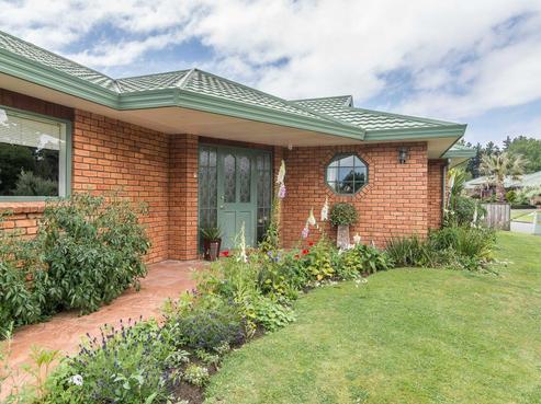 17 Stella Court, Paraparaumu