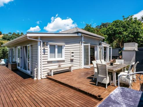 9 Te Toki Road, Ostend
