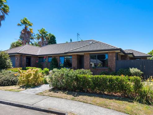 3 Ernest Shackleton Place, Waiuku