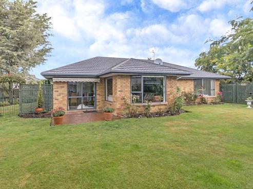 16 Murfitt Place, Sockburn