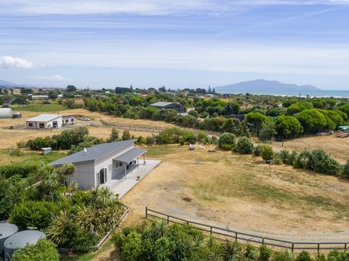 18 Sandown Road, Te Horo