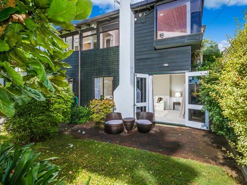 32A Albert Road, Devonport