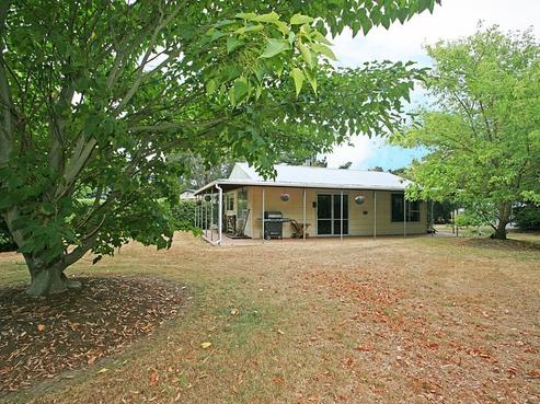 302 Two Chain Road, Burnham