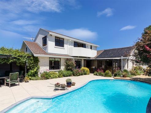 466 Avonhead Road, Avonhead