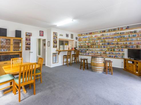 10 Chichester Drive, Pinehaven
