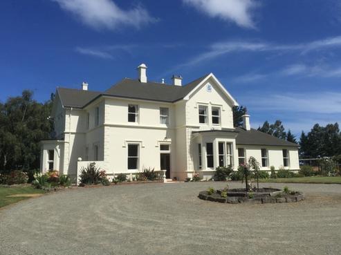 253 Beaconsfield Road, Fairview