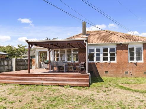 1060 Taita Drive, Taita